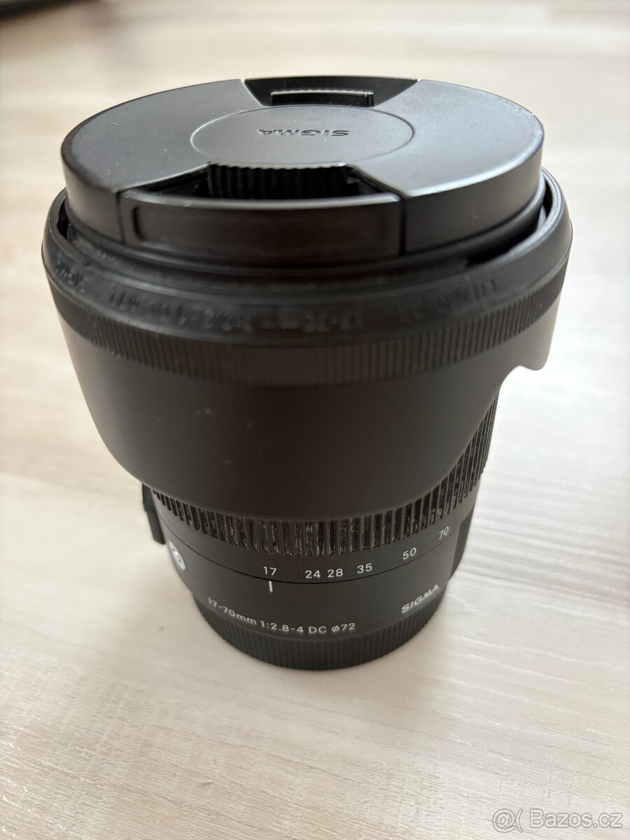 Canon EOS 1100D + Sigma 17-70mm f/2.8-4 OS + Canon 75-300mm - 8
