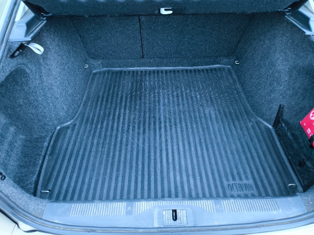 Škoda Octávia 1,9 TDI - 8