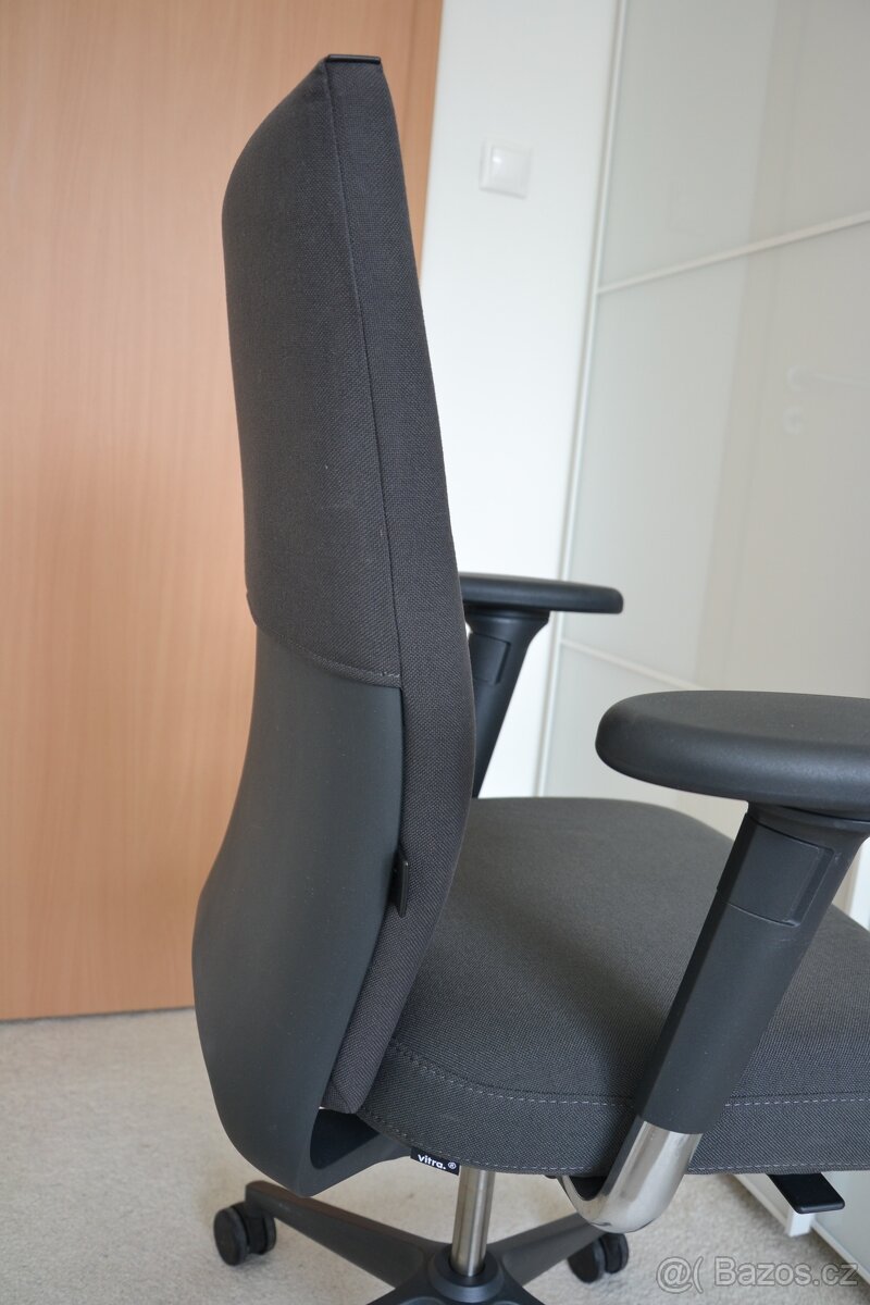 Kancelářská židle - Vitra ID Soft nákup 24 600,- - 8