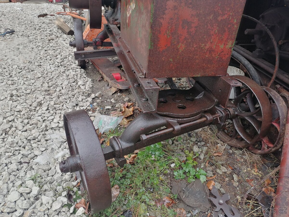 Velký stabilní motor Slavia Diesel - 8