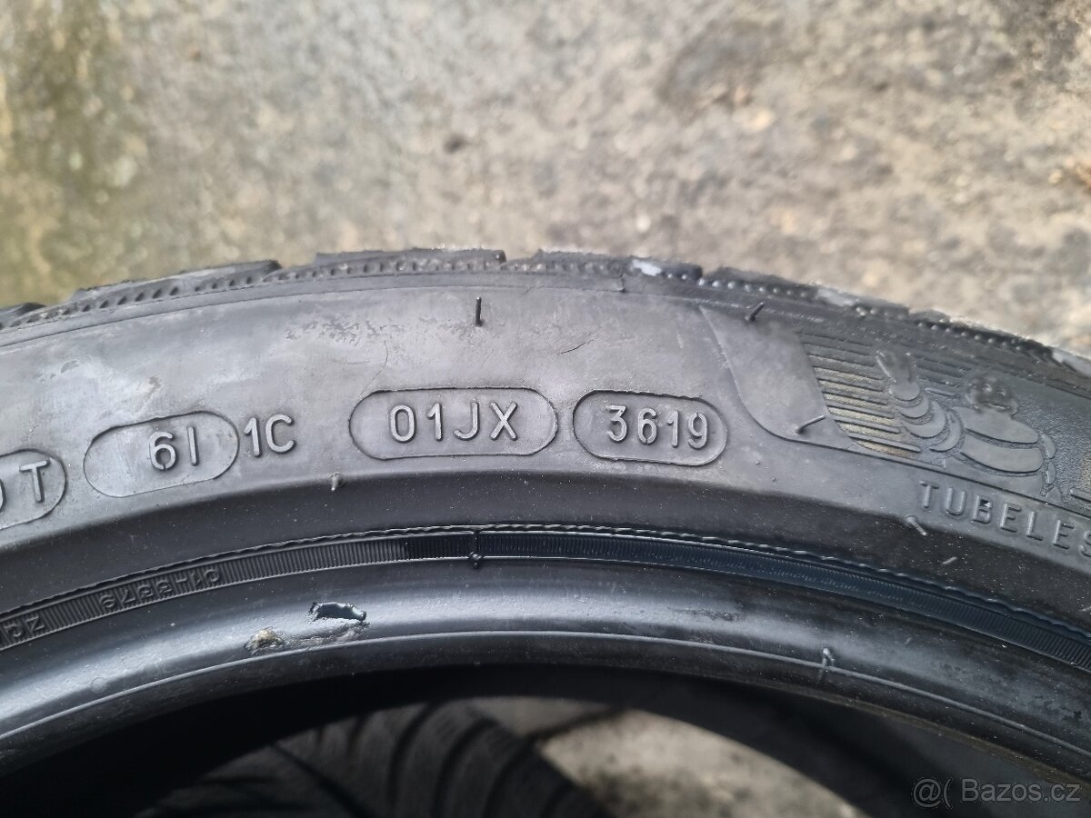 Zimní pneumatiky Michelin 245/40 R19 - 8