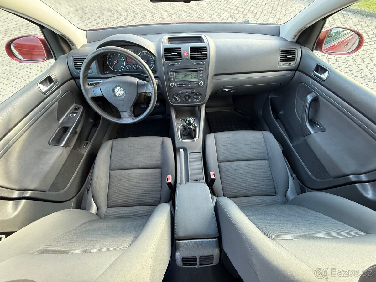 Volkswagen Golf V 1.6 16V FSI - 8