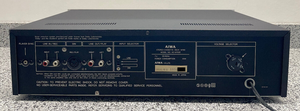 špickovy kazetový deck Aiwa AD-M700E - 8