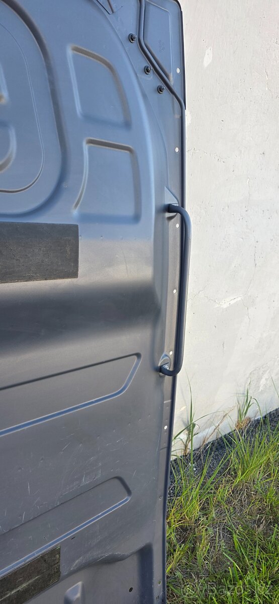 Zachovalá přepážka Sprinter W907/910 - 8