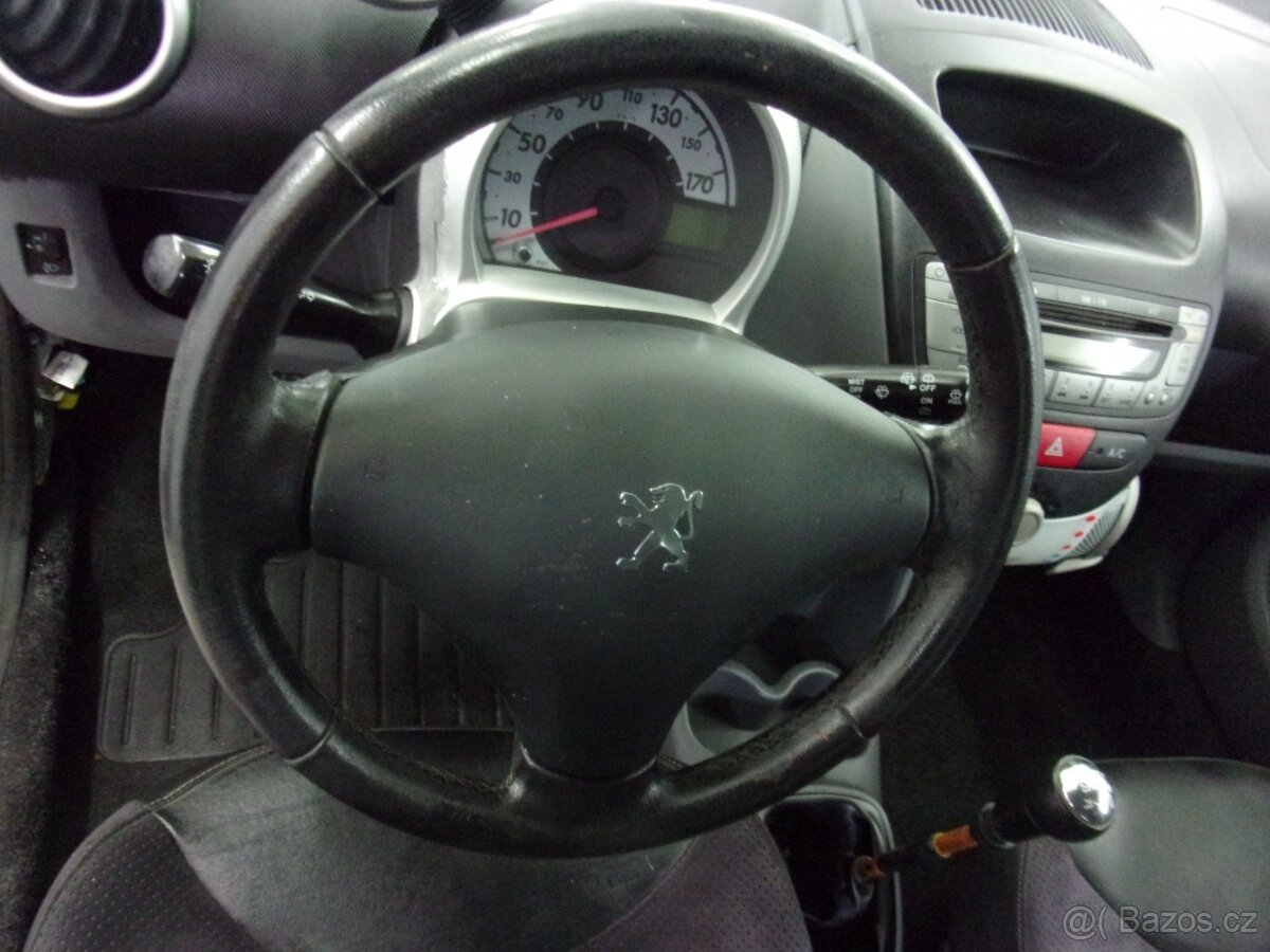Peugeot 107 1,0 A/C - 8
