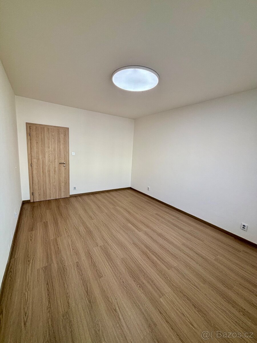 Prodej velkého, luxusního 4+1 bytu - 8