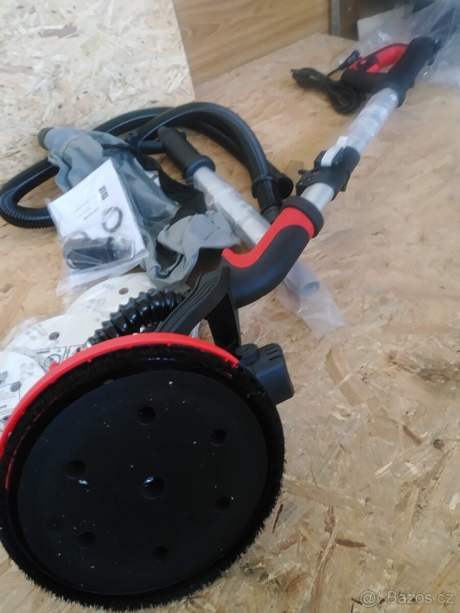 Bruska na omítky a sádrokarton + vak 2000W - 8