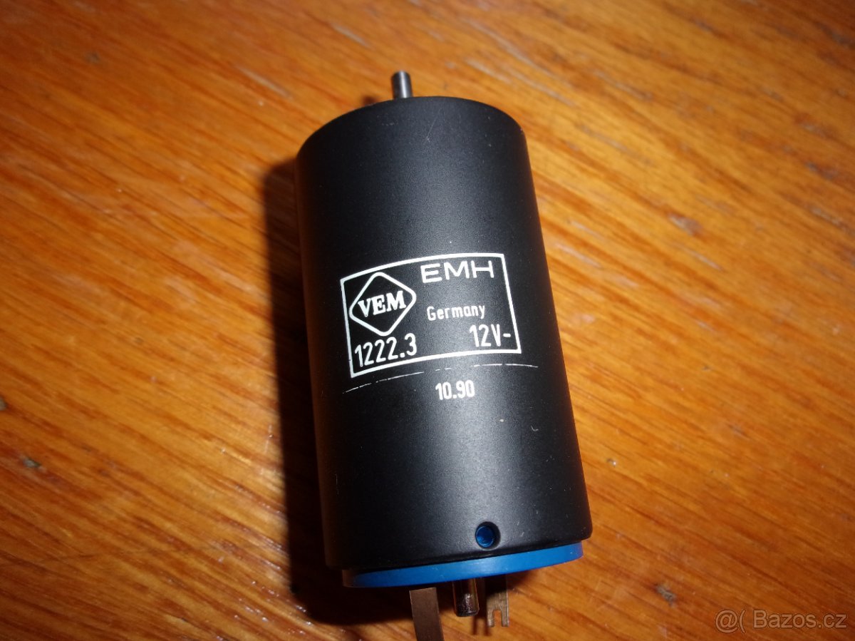 Prodám motorek 12V DC - 8