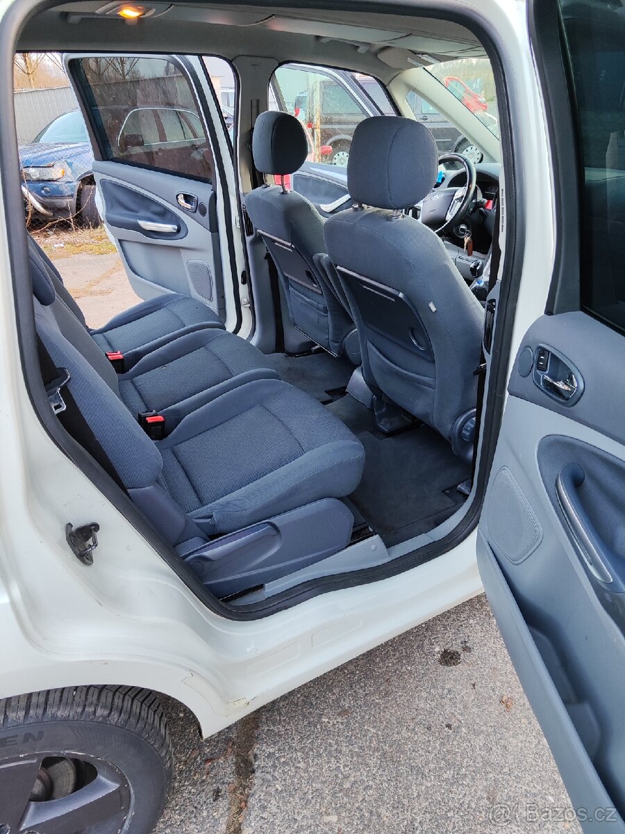 Ford Galaxy 2.0 TDCI - 8