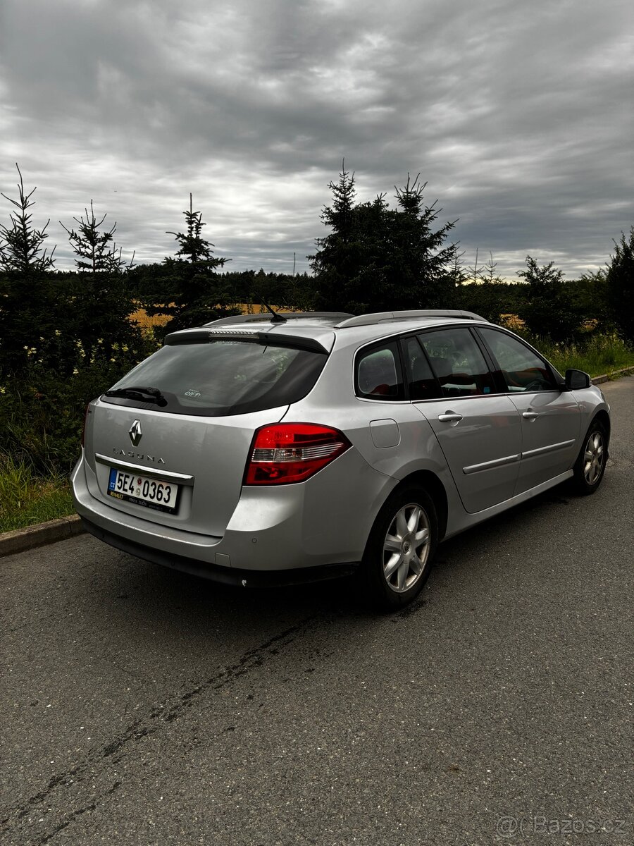 Renault Laguna - 8