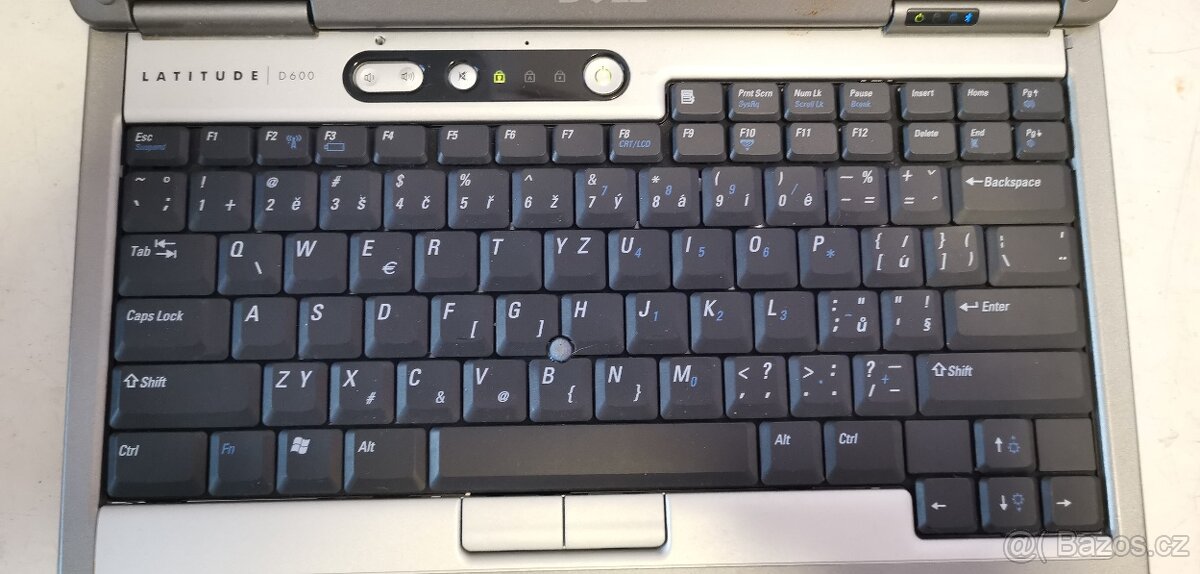 Dell Latitude D600 - 8