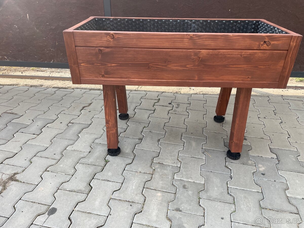 Balkonove kvetinace - 8