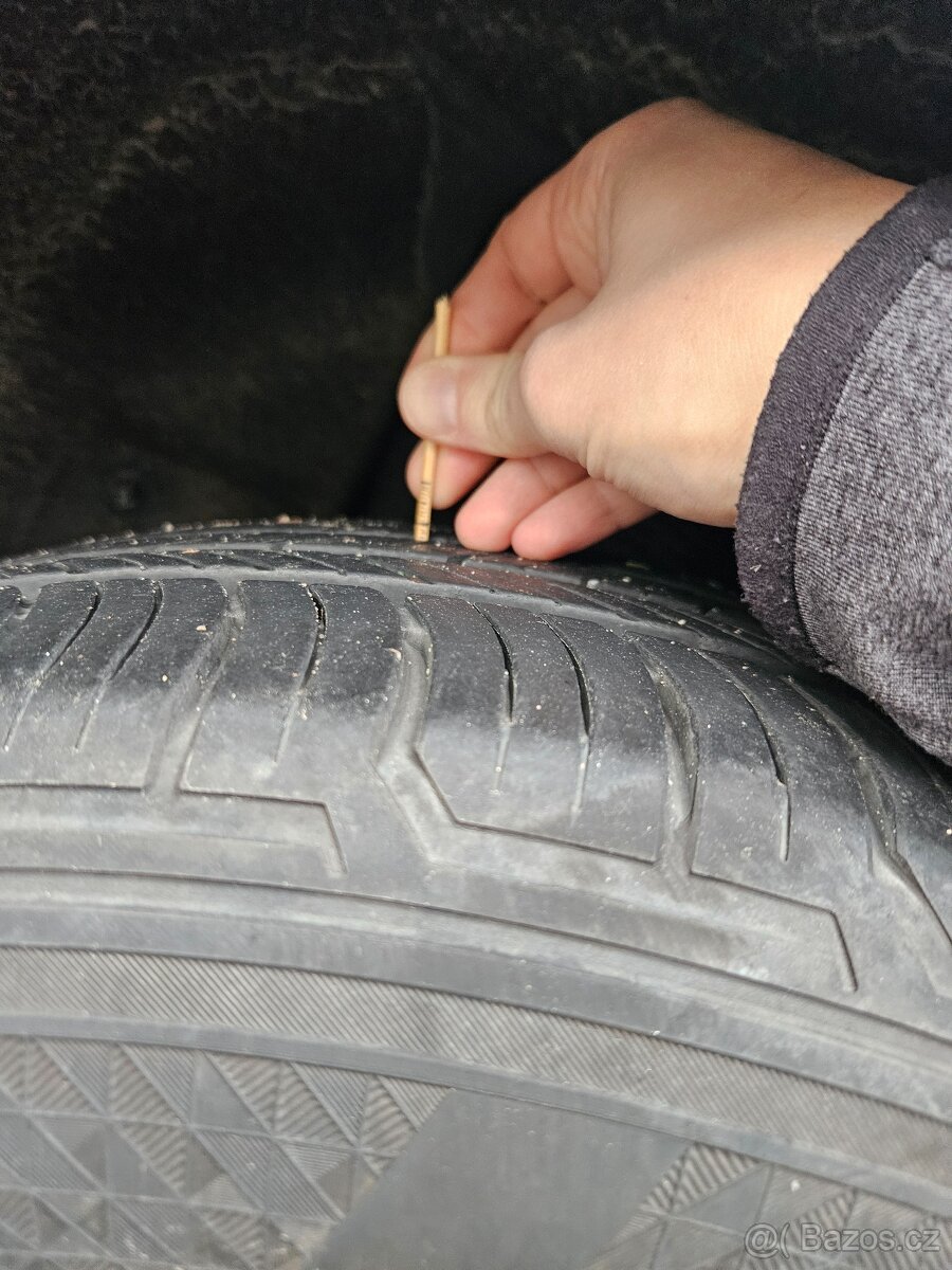 SUV 4x pneumatiky letní Nokian 225/60 R17 99H - 8