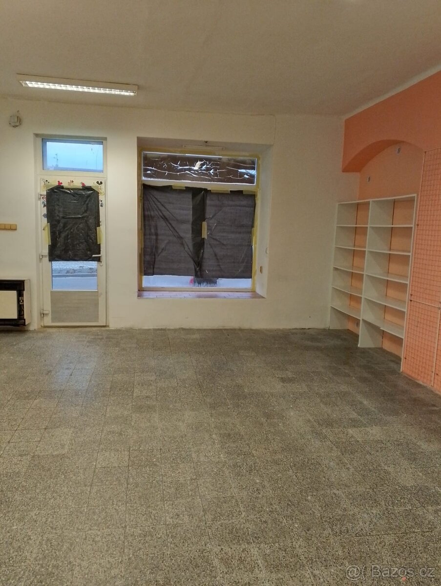 Pronájem exkluzivní prodejny - 8