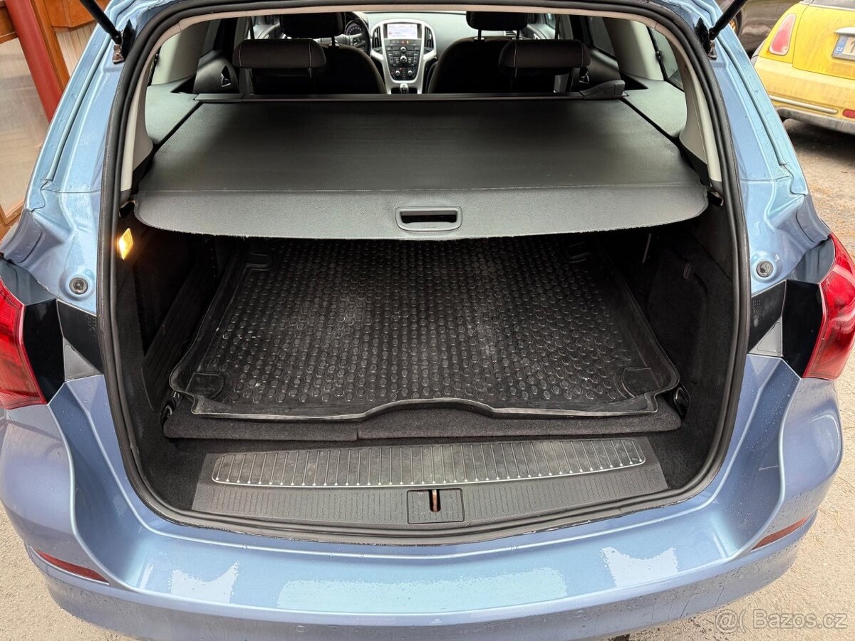 Opel Astra J 1,4i Sport Tourer - 8