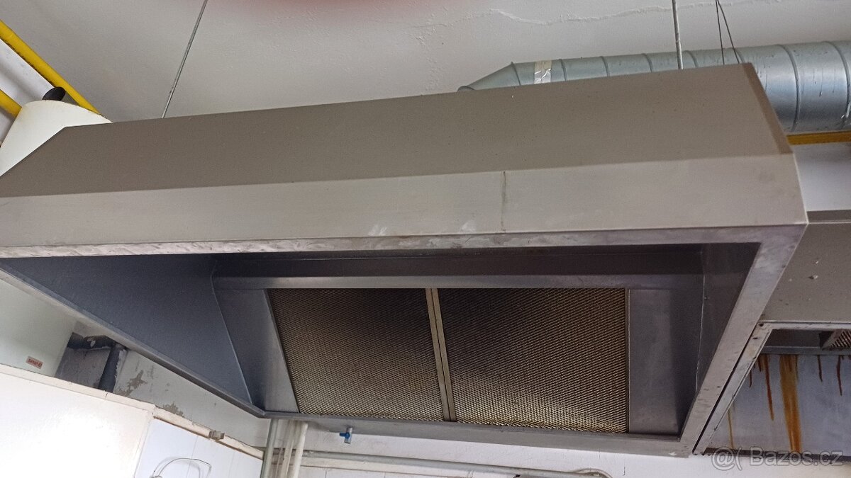 Digestoře - soustava včetně olejových filtrů - 8