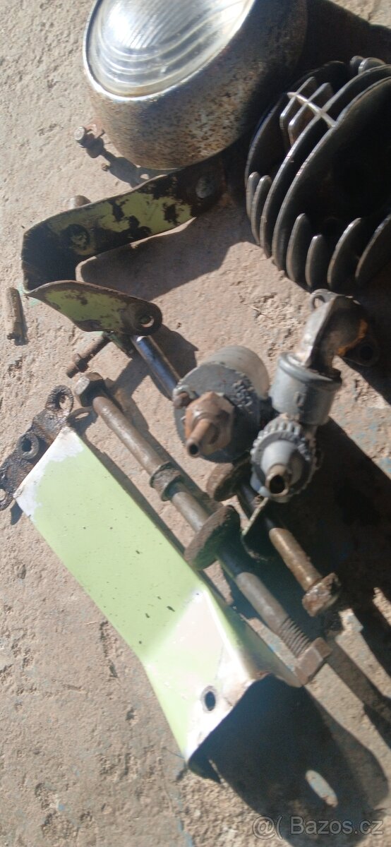 Jawa 550 pařez- dily - 8