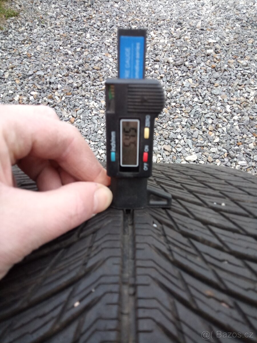 295/30 R21 - 8