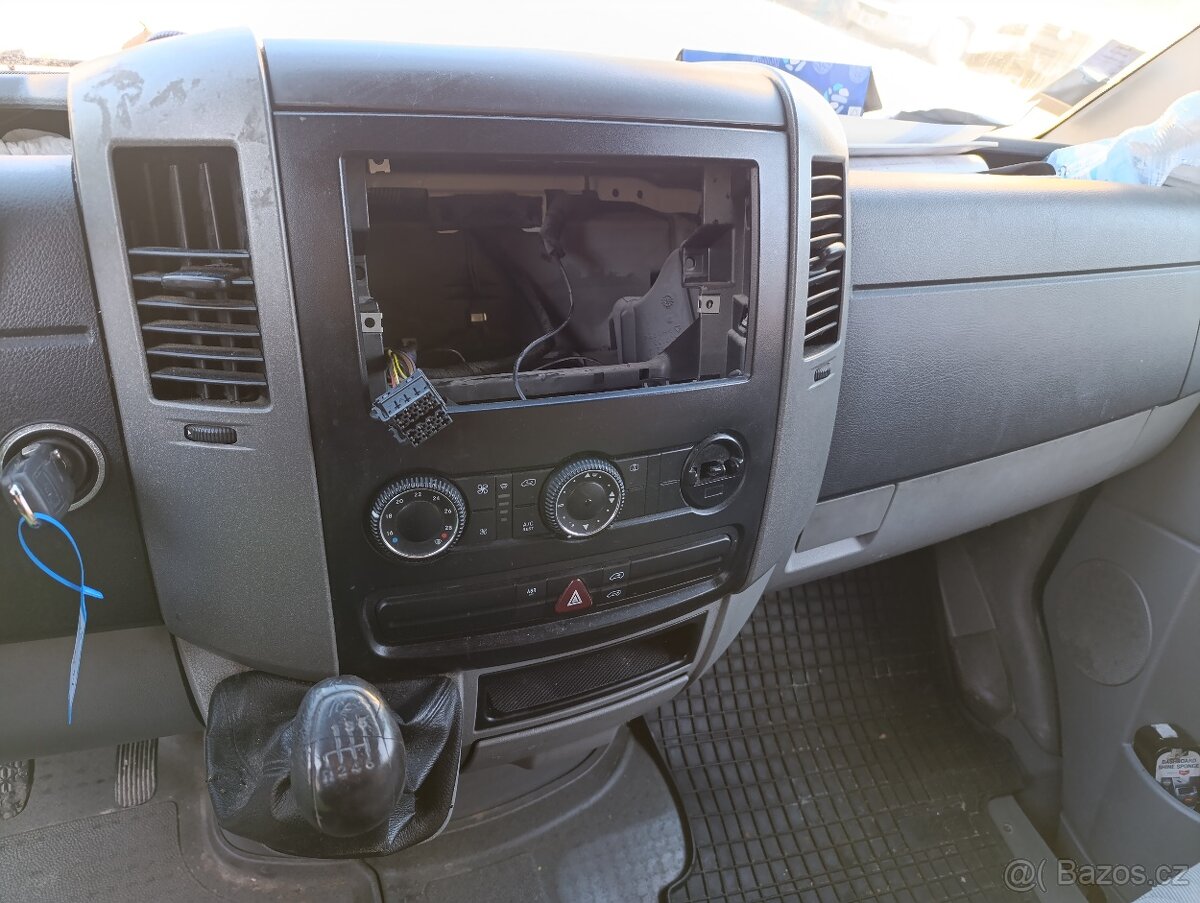 Volkswagen Crafter 2.5tdi 100kw - 8