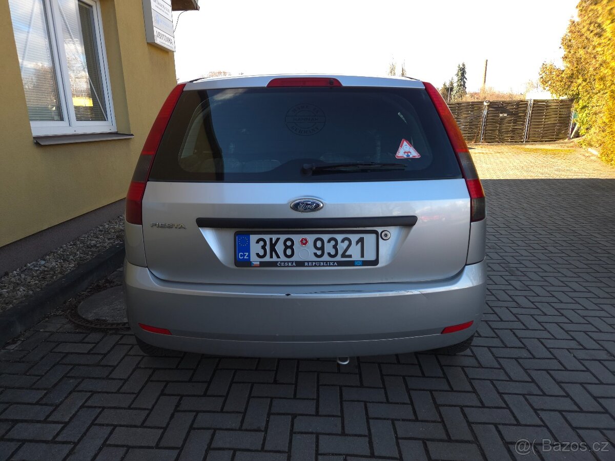 Ford Fiesta 1.3 benzín klima - 8