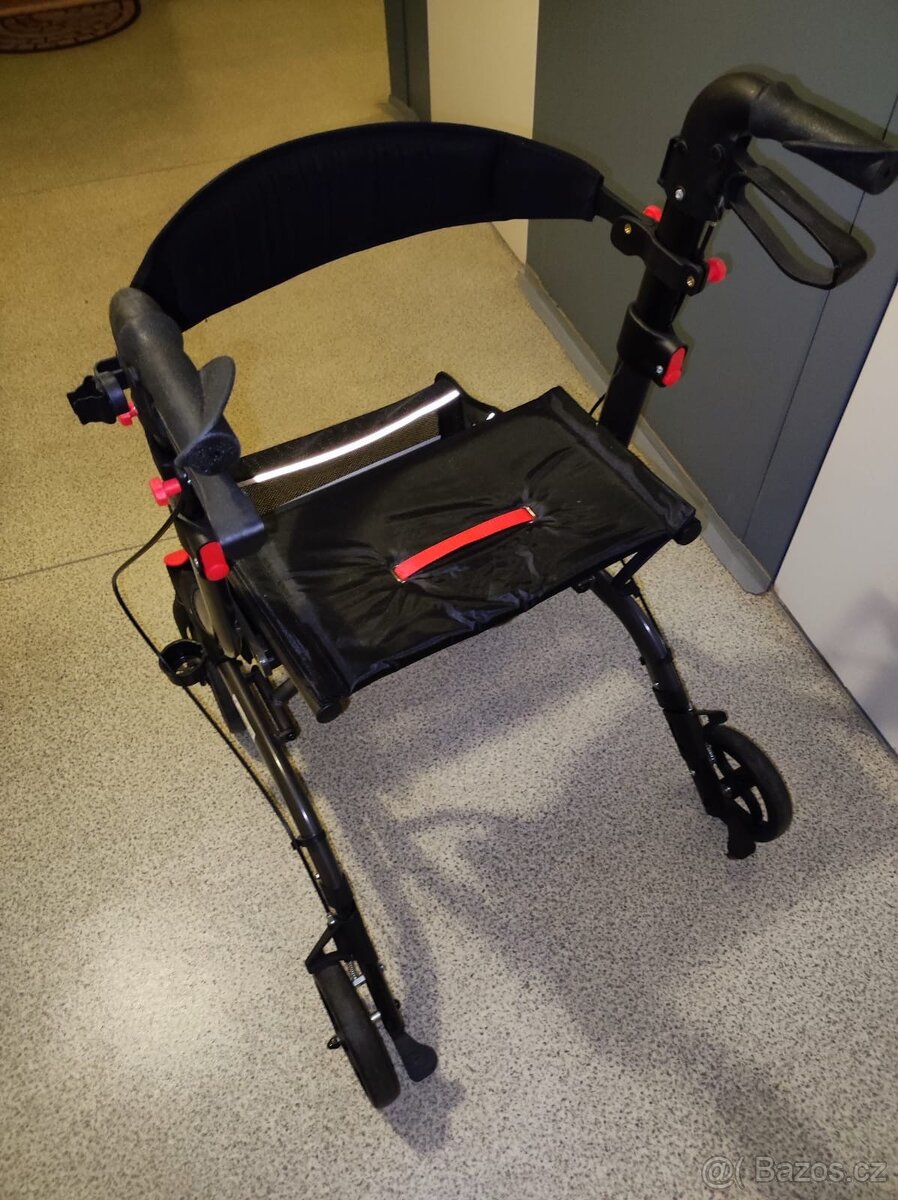 Čtyřkolové lehčené chodiltko Four light - 8