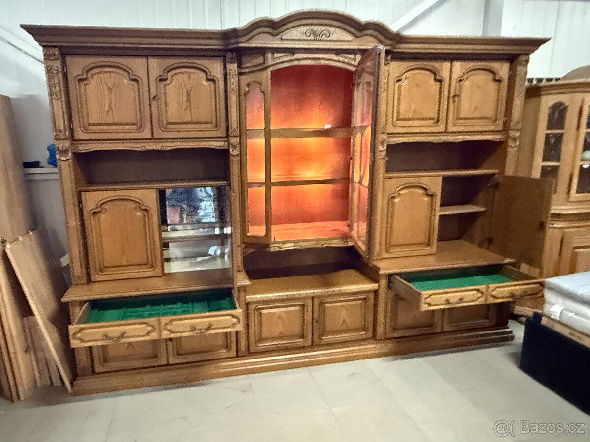 Dubová rustikální obývací stěna 325cm - 8