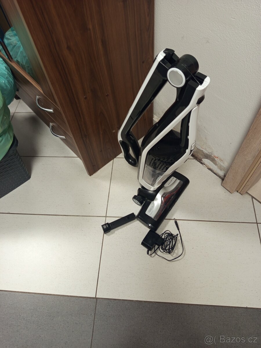 Ruční vysavač Rowenta 2v1 - 8