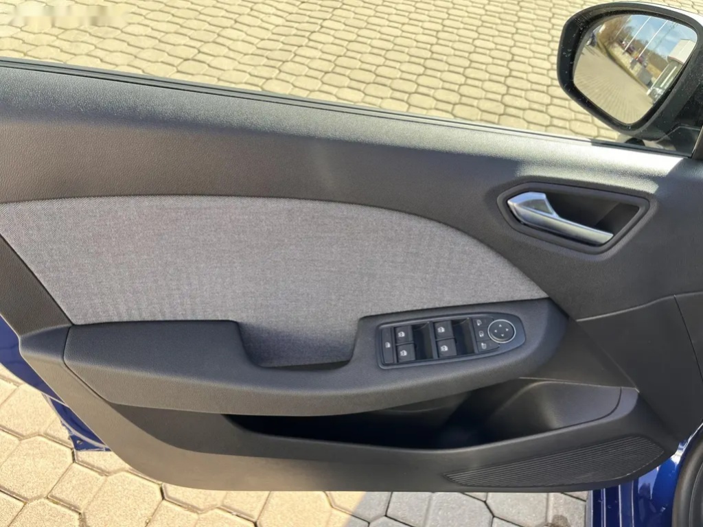 Renault Clio, Techno TCe 90 - 8