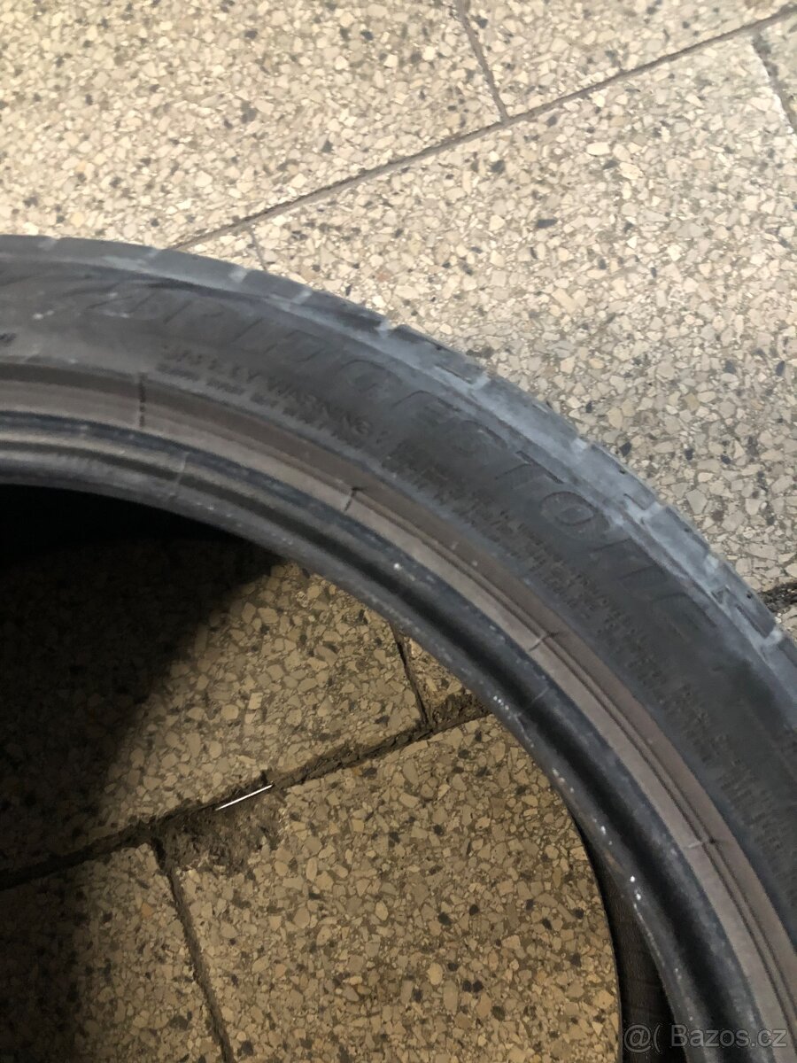 225/40/18 prodám sadu letních pneu - 8