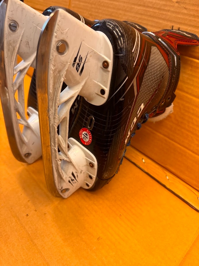 BRUSLE CCM JETSPEED FT1, vel. 37,5/4 D - 8