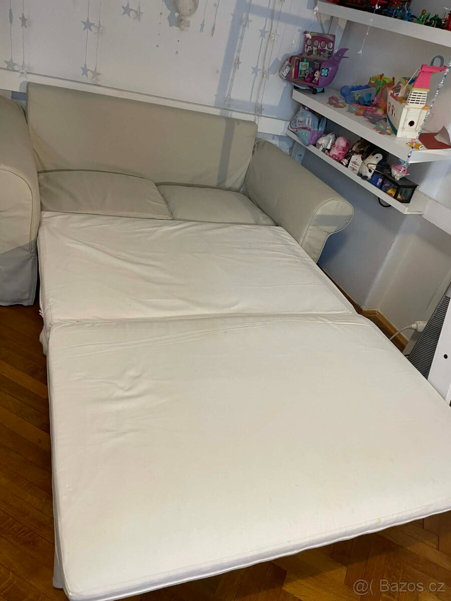 rozkládací gauč - 8