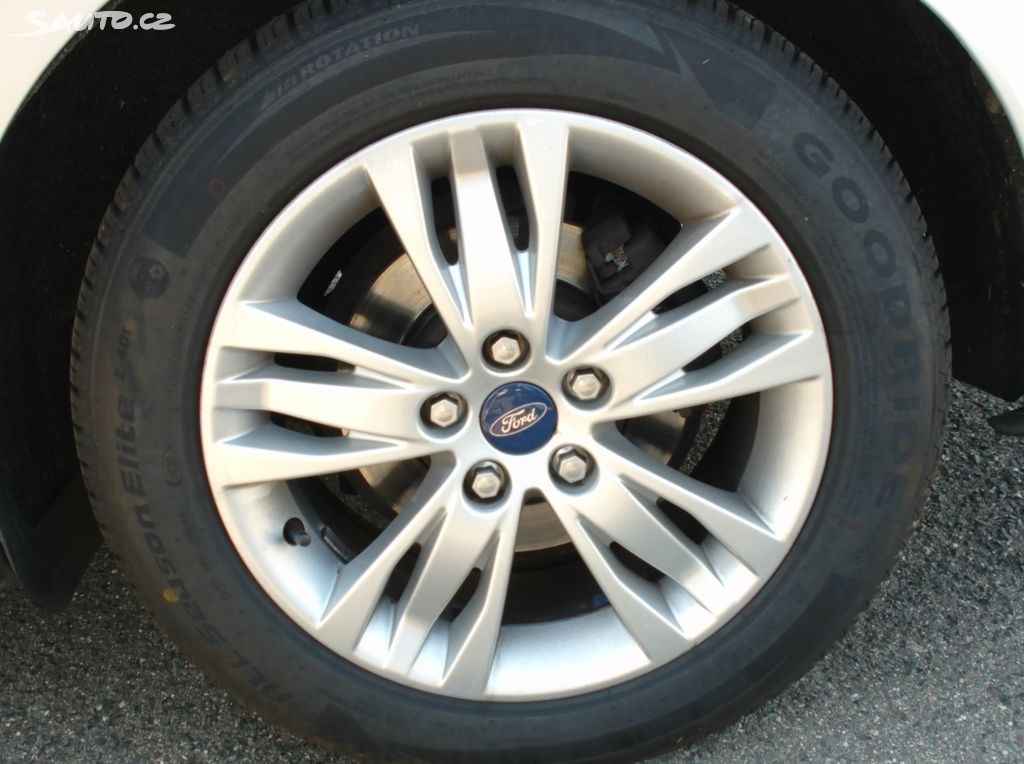 Ford Focus 1,6 16V kombi PDCvyhř.sklo,servisFORD,101tis.km - 8