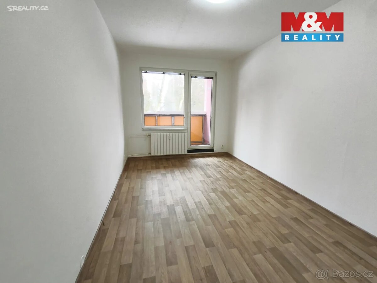 Pronájem prostorného a světlého bytu 4+1, 76 m² - 8