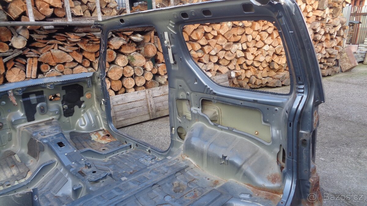 Suzuki Jimny diely karoserie - 8