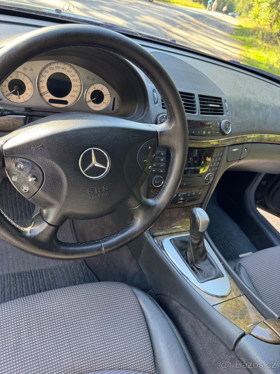 Mercedes E220 CDI kombi - 8