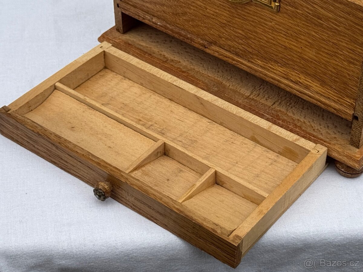 Secesní dřevěná šperkovnice Mosazné kování - 8