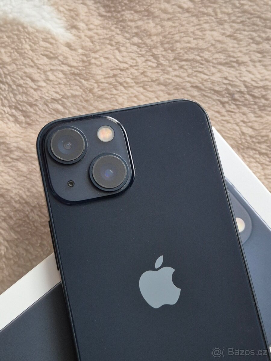 iPhone 13 128gb stav baterie 91% - 8