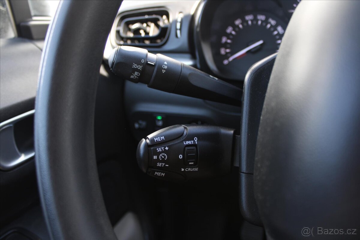 Citroën C3 1.2 PureTech EXCLUSIVE ČR (2017) - 8