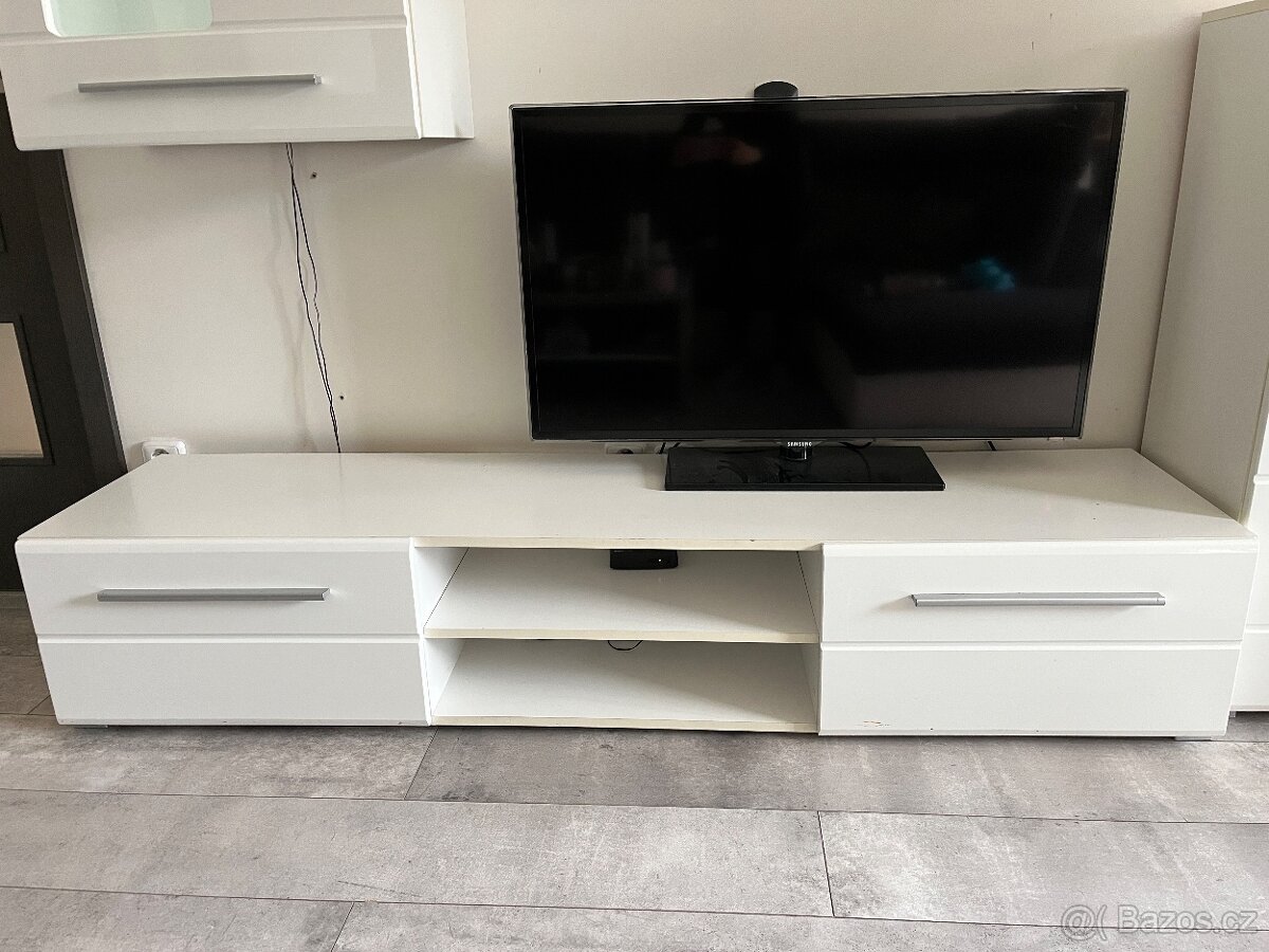 Obývací stěna - 8