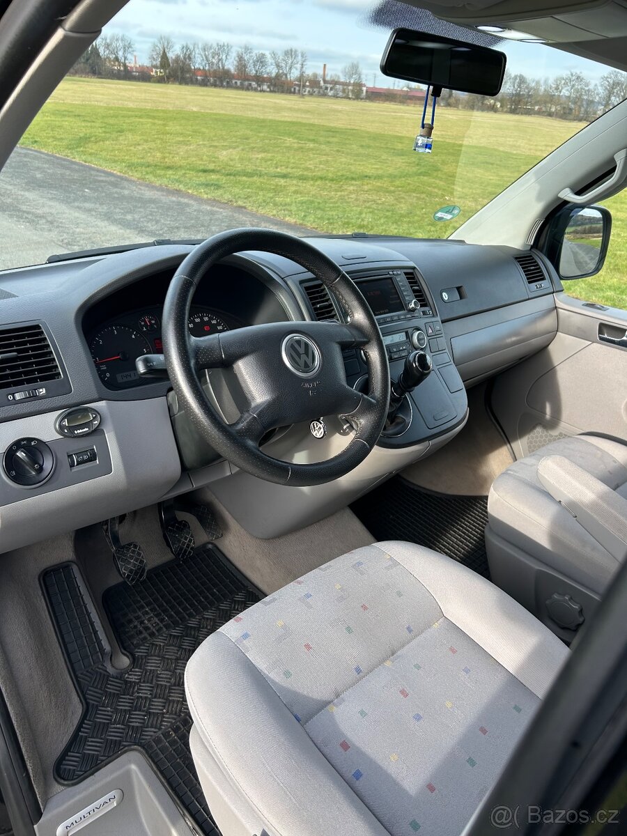 VW Multivan T5 - 8
