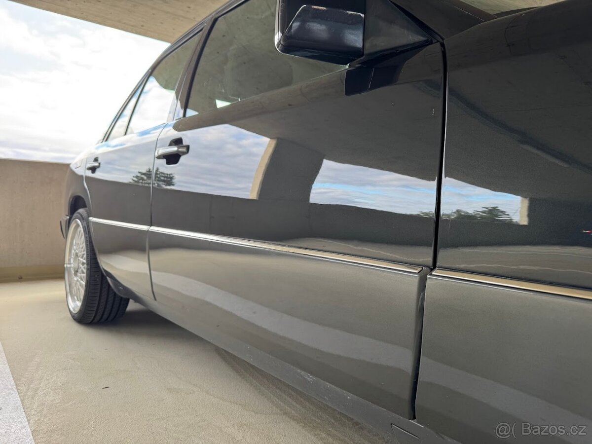 Mercedes Benz W124 E280 - 120tis. km - 8