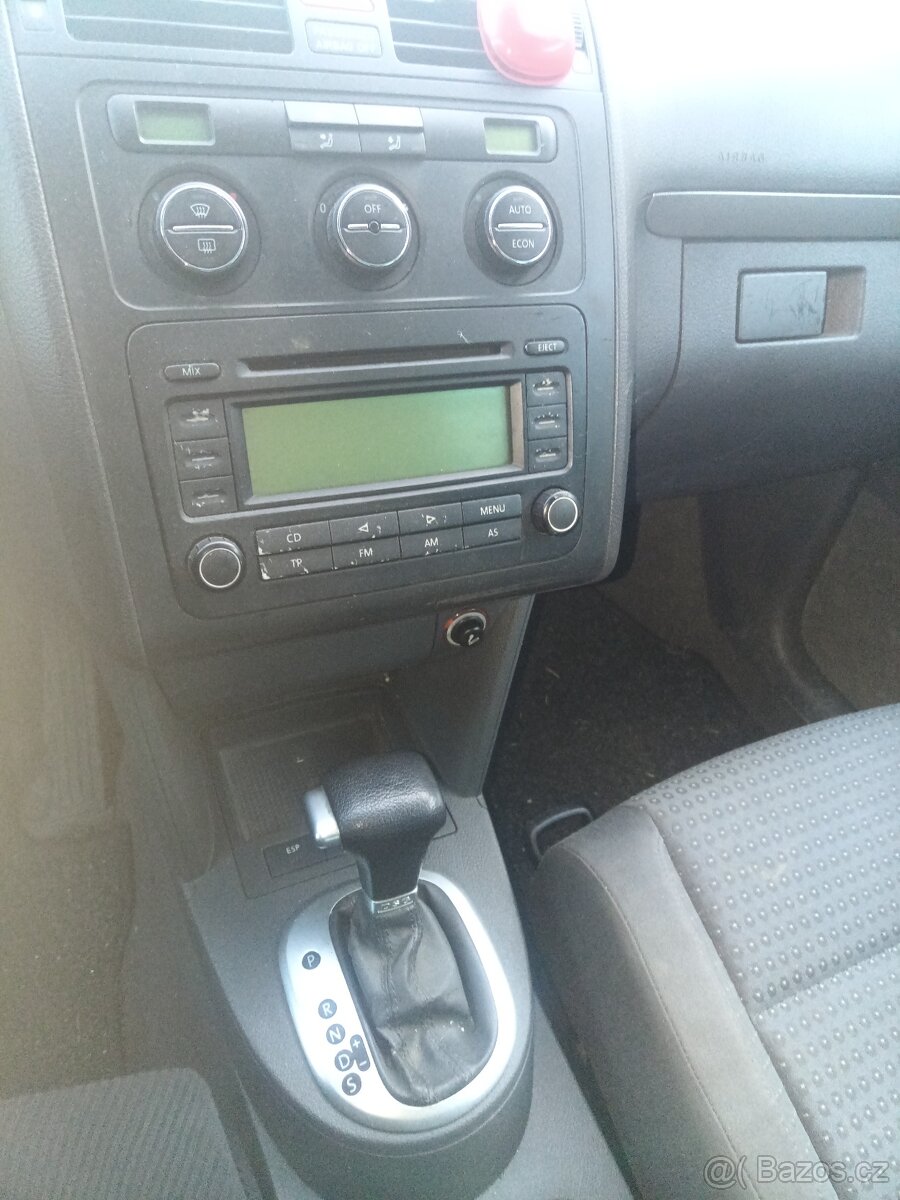 VW touran 2.0tdi dsg - 8