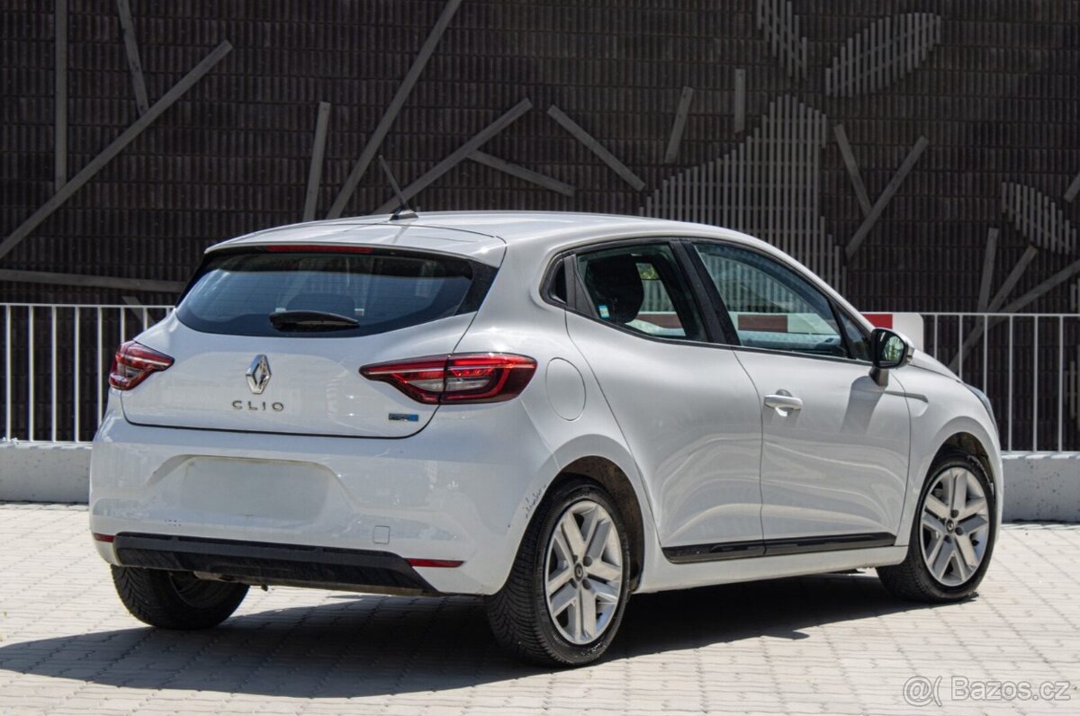 Renault Clio E-tech Hybrid - 8