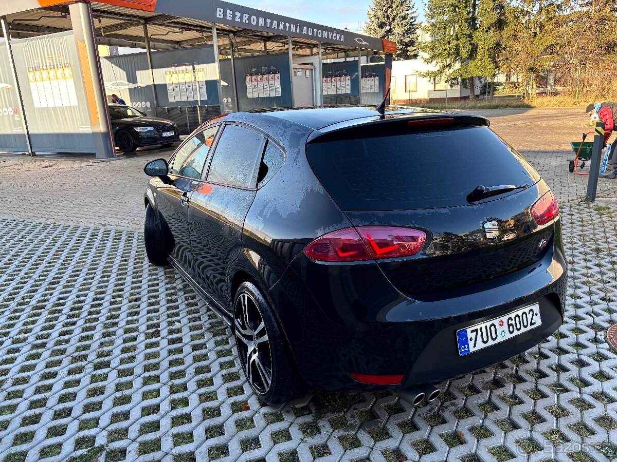 Prodám Seat Leon FR 2.0 TDI CR 2013 Facelift - 8