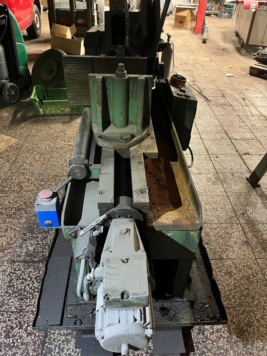 🛠️ Strojní pila na kov – KFD‑250‑02 (rok 1989, 380 V) 🛠️ - 8