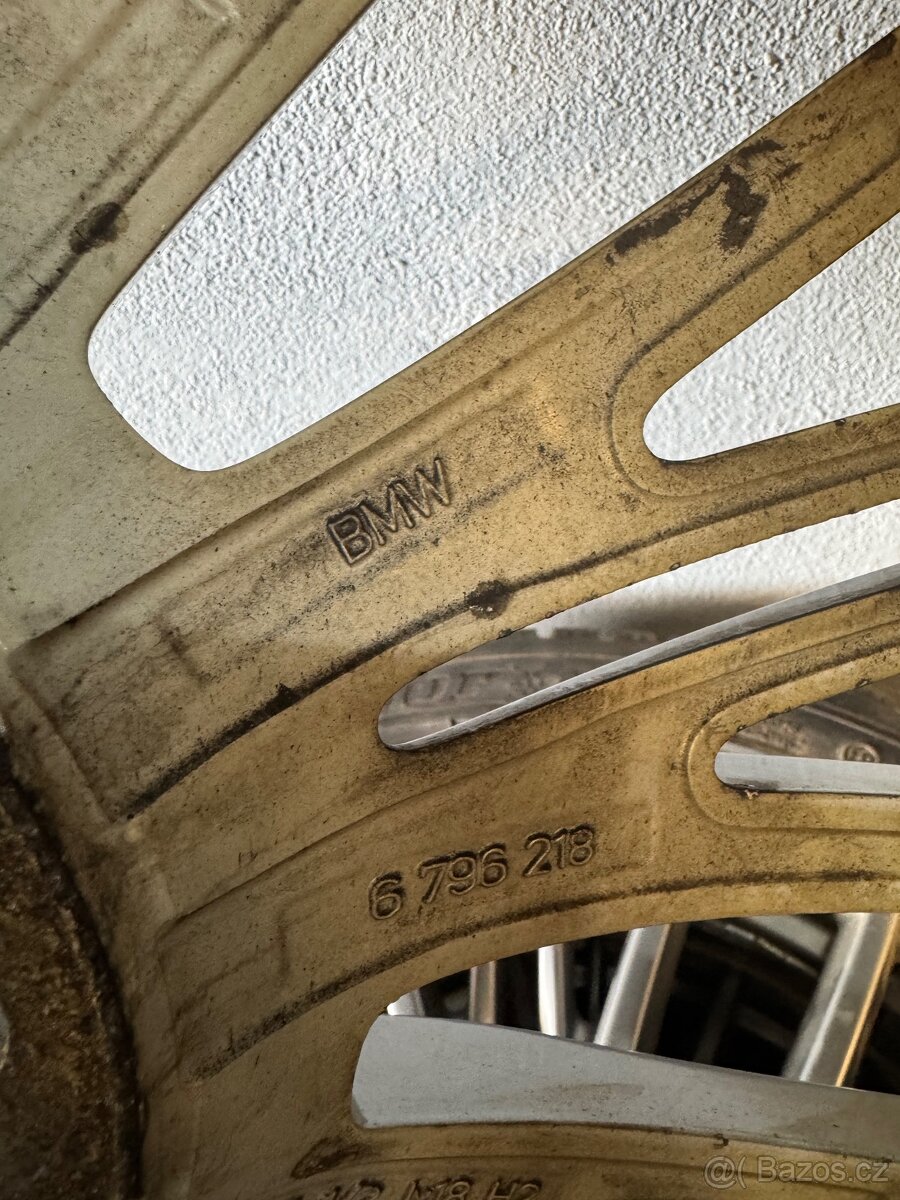 Litá kola orginál BMW R18 - 8