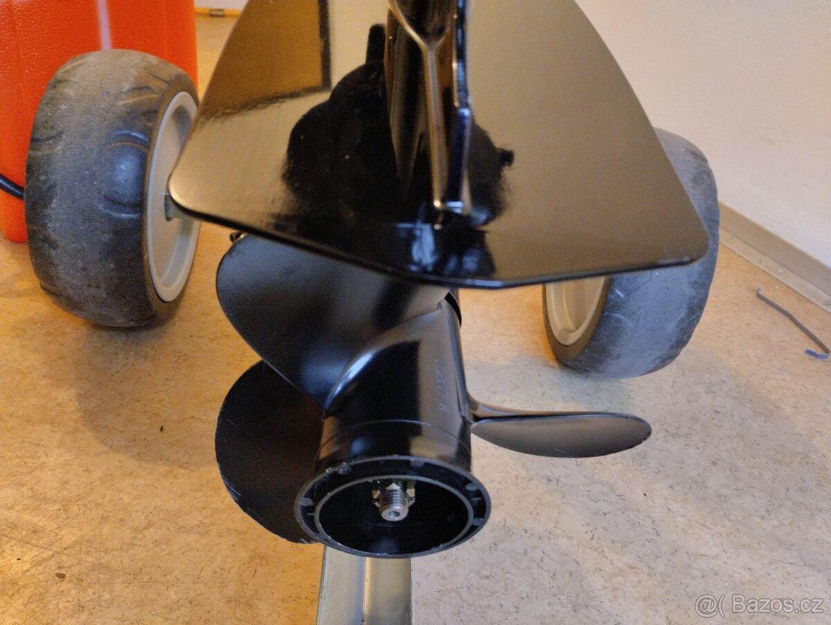 Lodní motor Suzuki 15Ps 4Takt - 1A top stav - 8