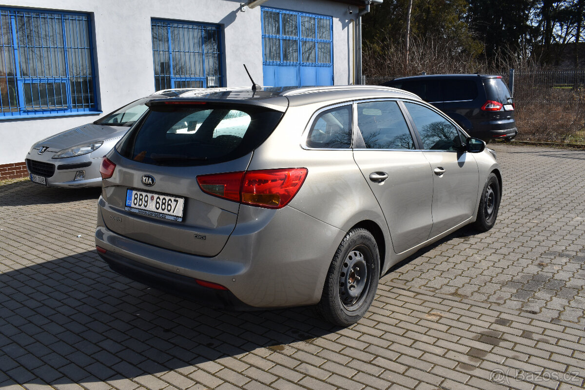 KIA CEE'D Combi 1.6 CRDi 94kW - 8