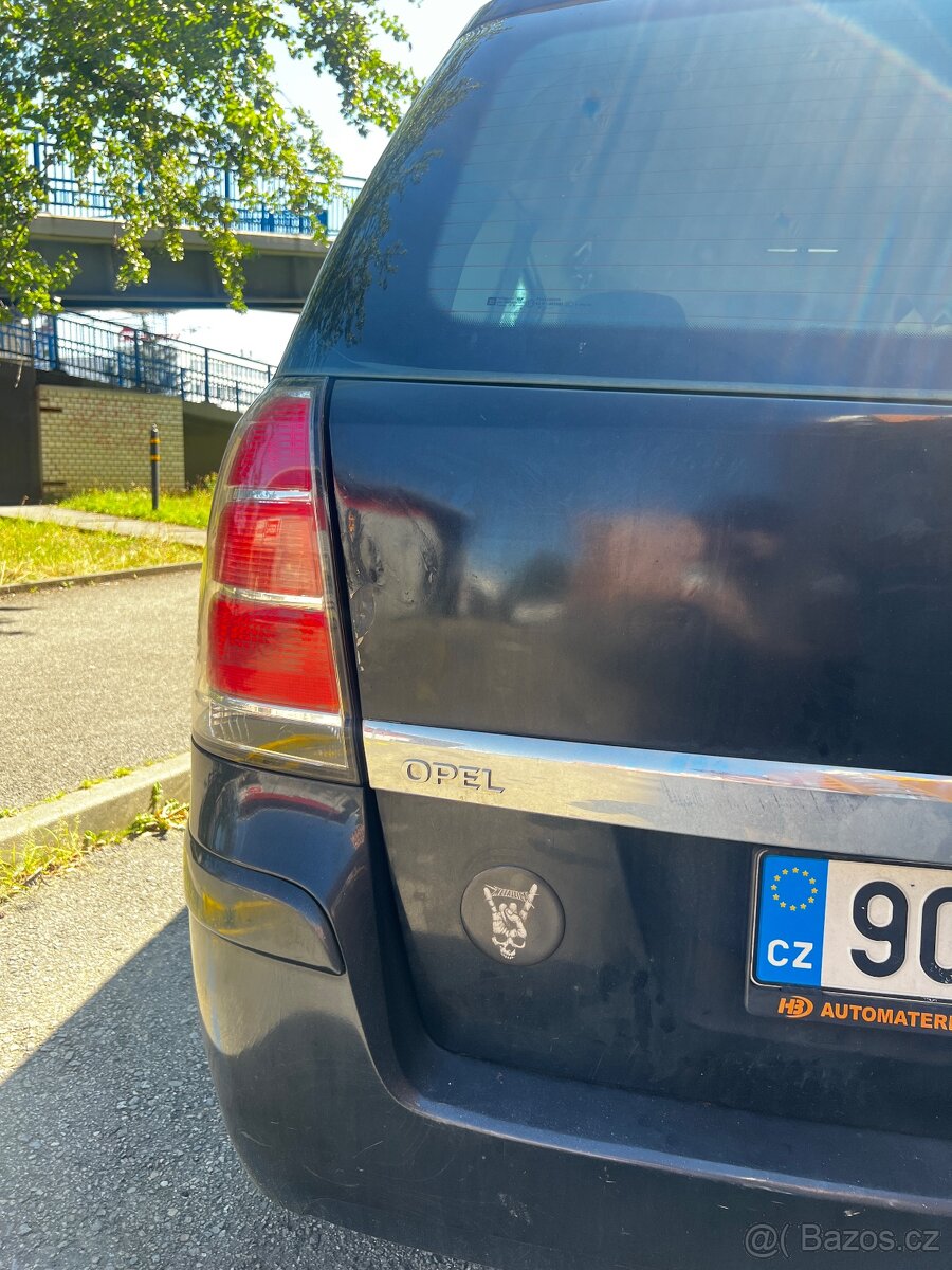 Opel Zafira ND - 8