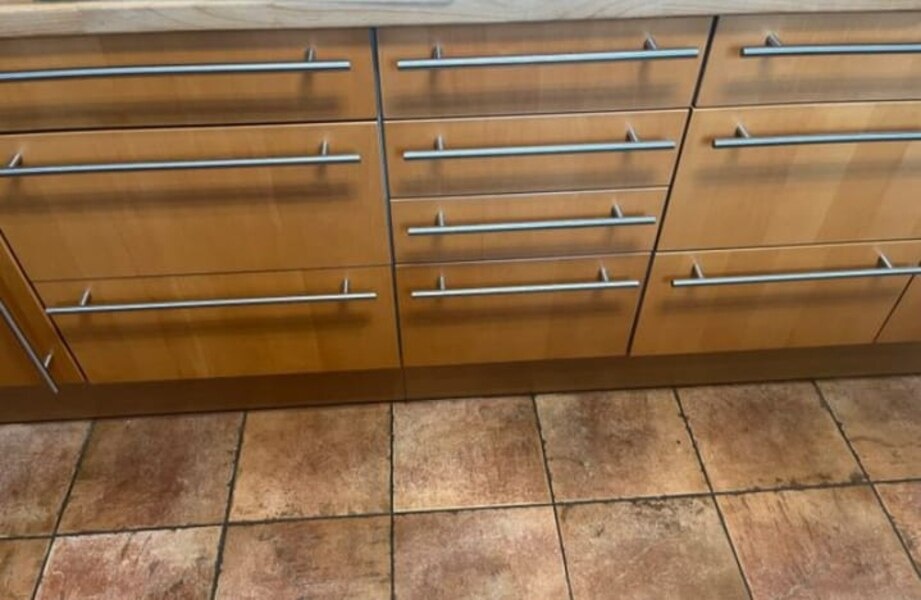 Moderní kuchyně z masivu se spotřebiči,5783 - 8